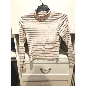 Striped turtle neck Burgandy/White